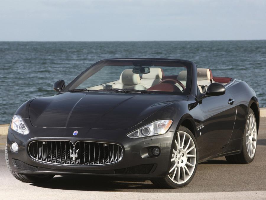  Maserati GranCabrio 2010 года  (фото 25 из 101)
